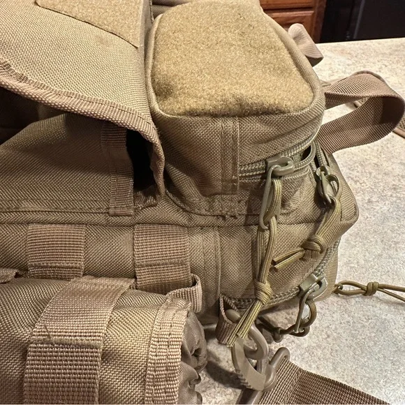 Tactical baby gear diaper bag - Picture 4 of 10